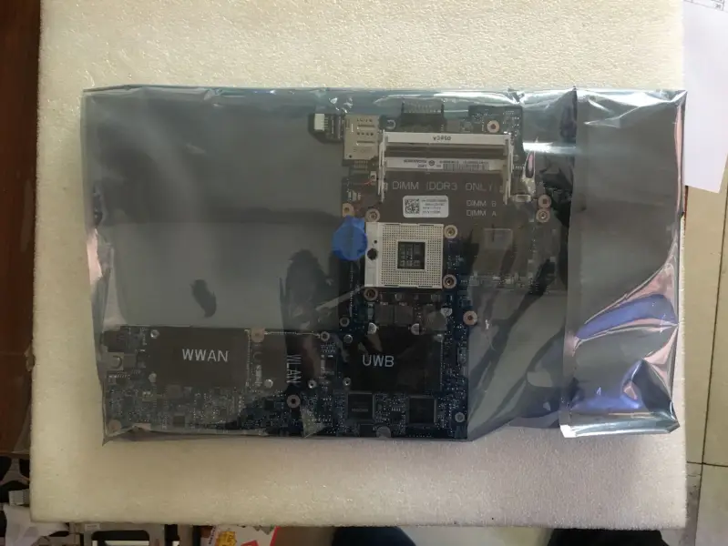 Dell Studio XPS 1340 0Y526R CN-0Y526R Y526R Placă de bază DDR3 GT210M