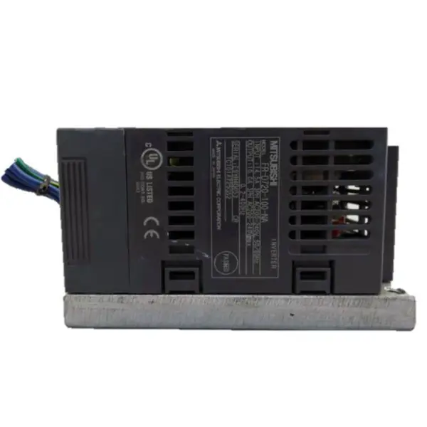 fabricat în Japonia Mitsubishi FR-D720-100-NA Seria FR-D700 VFD