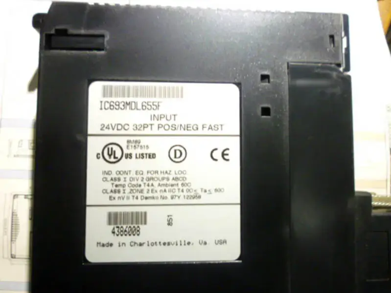 GE Fanuc PLC seria 90-30 IC693MDL655F