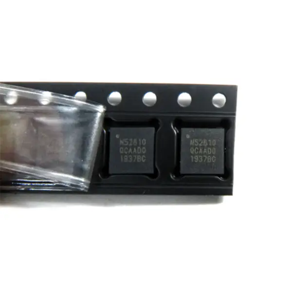 cip RF BLE5.0 de mică putere NRF52810-QCAA-T NRF52810-QCAA-R NRF52810-QCAA-R7 IC RF TXRX+MCU BT 32WFQFN