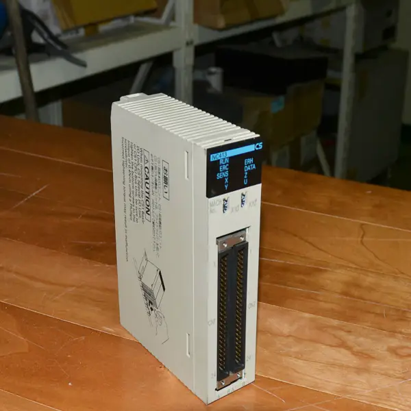 Modul Omron Modul logic omron zen cu afișaj CS1W-NC113 CS1WNC113