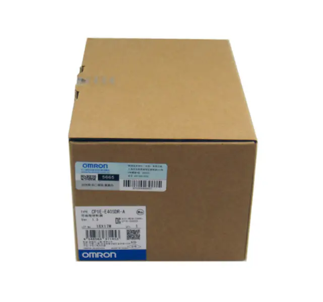 Senzor fotoelectric Omron E3ZM-CL67H