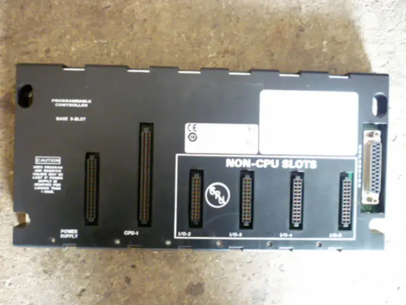 GE Fanuc PLC seria 90-30 IC693CHS397M