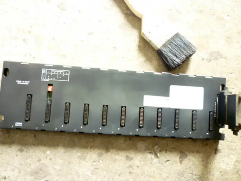 GE Fanuc PLC seria 90-30 IC693CHS392G