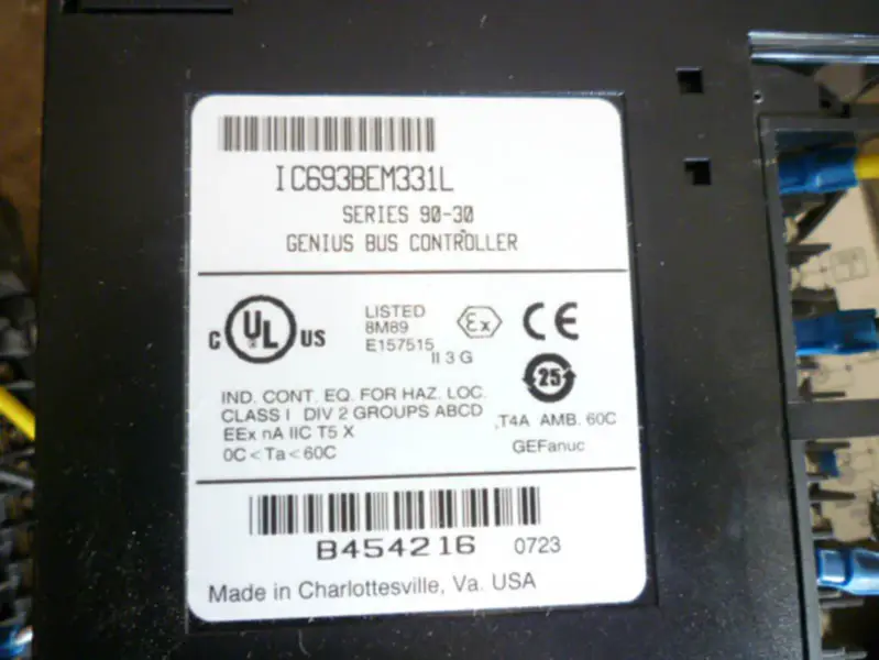 GE Fanuc PLC seria 90-30 IC693BEM331L
