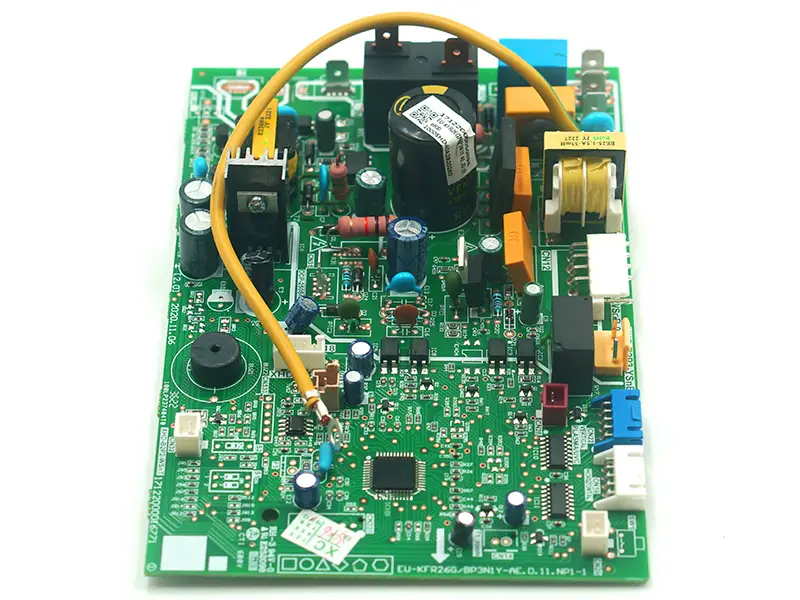 EU-KFR26G/BP3N1Y-AE.D.11.NP1-1 Circuit PCB 17122000016771 Placa de control a unității de interior Midea