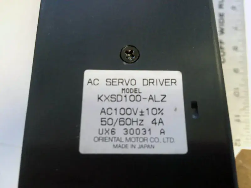 MOTOR ORIENTAL KXSD100-ALZ