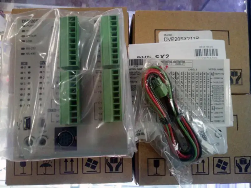 Modul PLC Delta DVP20SX211R