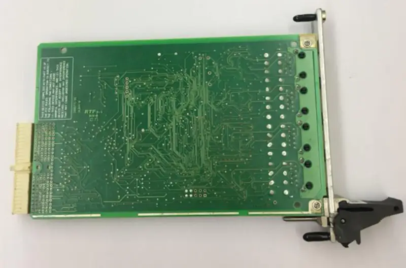 NI PXI-8430 2/4/8/16 Card serial RS232 pentru comunicare de mare viteză