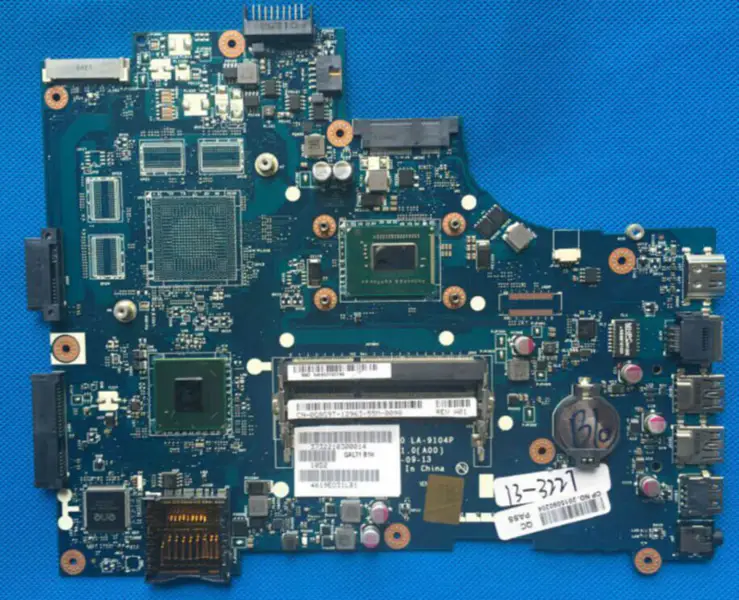 Placa de bază Dell 3521