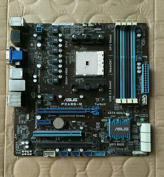 Placa de bază Asus F2A85-M