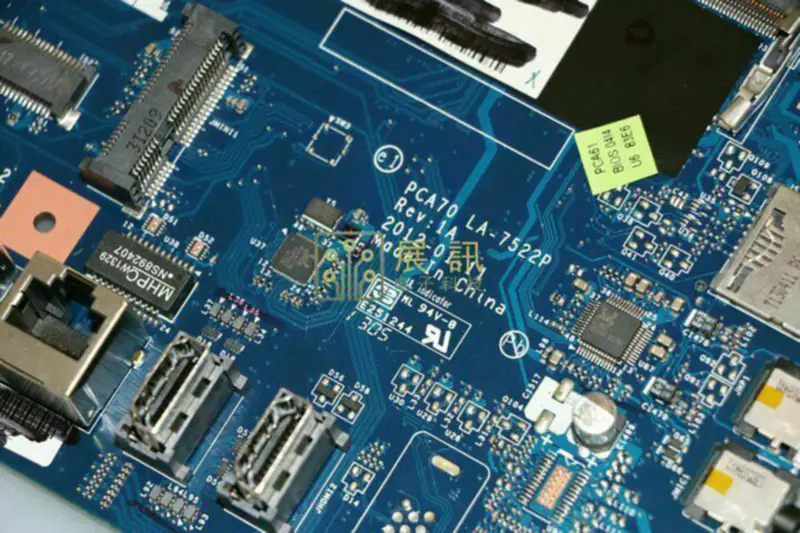 Placa de bază Asus LA-7522P