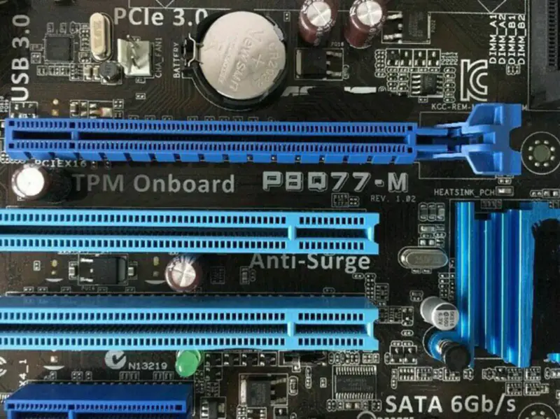 Placa de bază Asus P8Q77-M