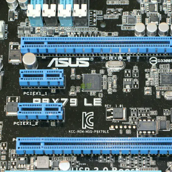 Placa de bază Asus P9X79LE