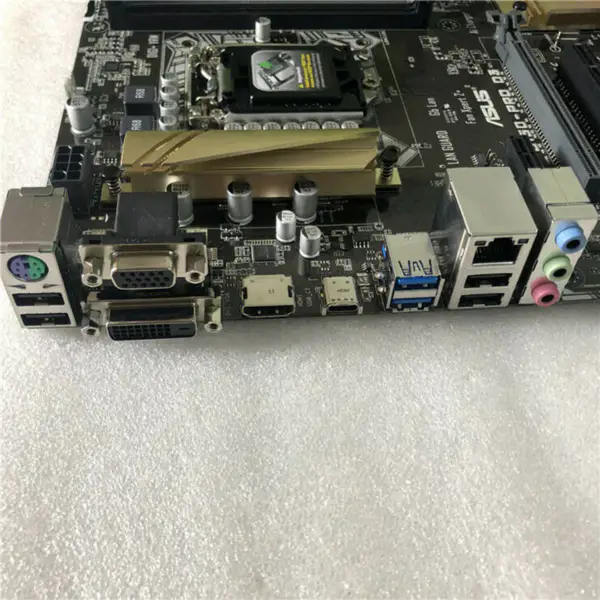 Placa de bază Asus B150-PROD3