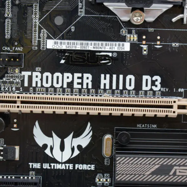 Placa de bază Asus TROOPERH110D3