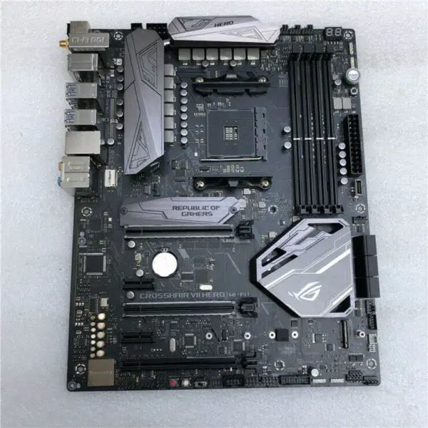 Placa de bază Asus CROSSHAIRVIIHERO(WIFI)