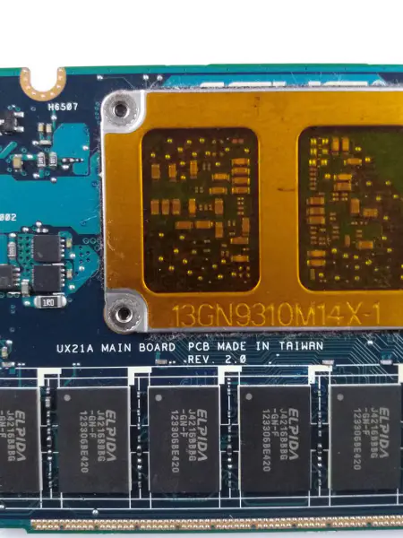 Placa de bază Asus 60-NKOMB1F04-B02 ATX