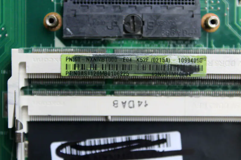 Placa de bază Asus 60-NXNMB1000-E04
