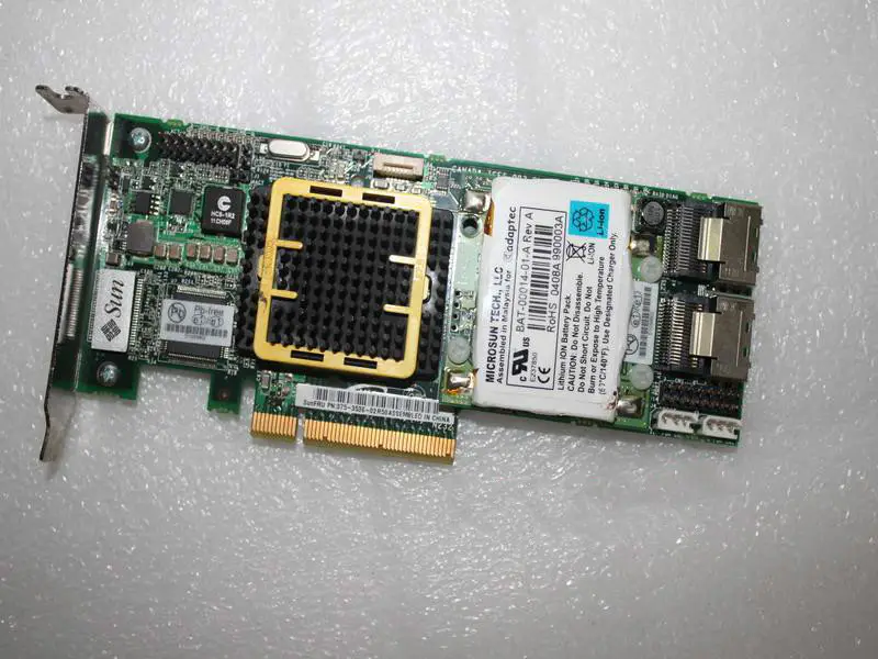 SUN 375-3536 PCI-E SAS RAID Array Card cu baterie