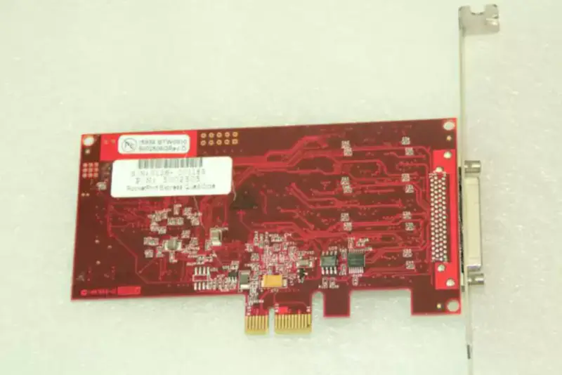 Placa de bază industrială Comtrol Corporation 5002505 RocketPort Quad/Octa 50025G