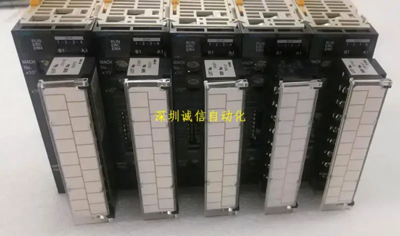OMRON PLC seria CJ CJ1W-TC001