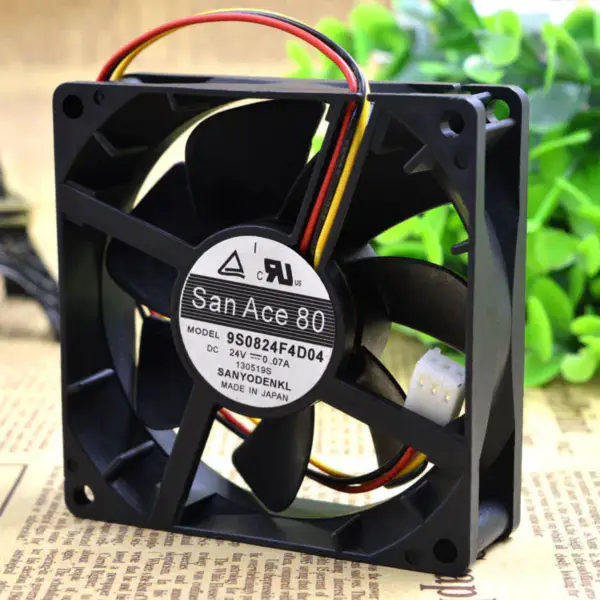 Sanyo 9S0824F4D04 8025 24V 0.07A 3 fire ventilator 8CM