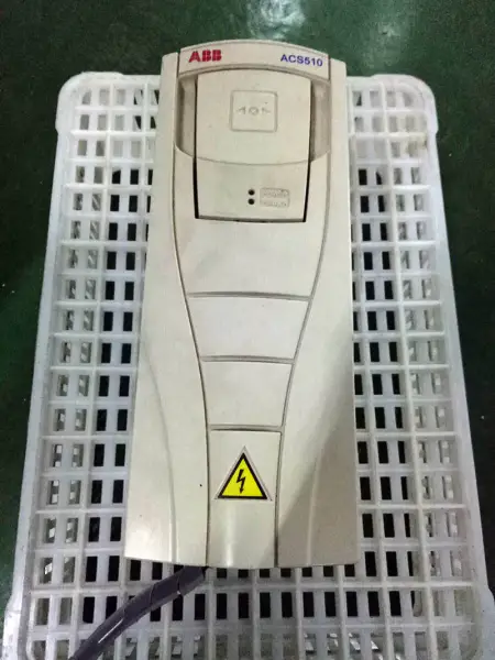ABB ACS510-01-04A1-4 1.5KW 380V