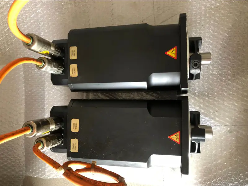 KOLLMORGEN 6SM-77S-3.000-09-V Servo Motor