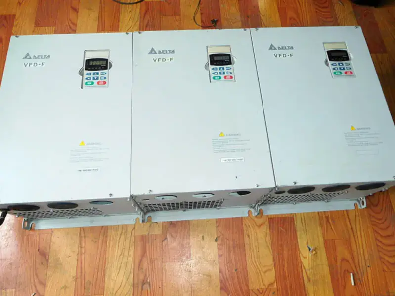 Delta seria F VFD370F43A 37KW 380V