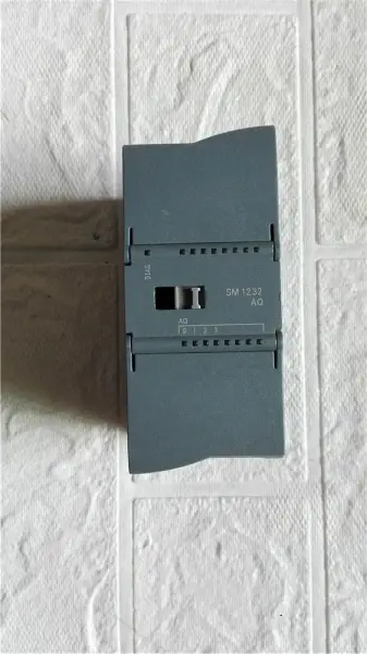 SM1232 6ES7 232-4HD30-0XB0 190818