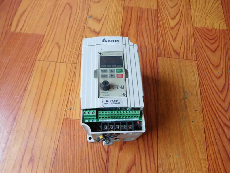 Delta VFD007M21A 0.75KW 220V