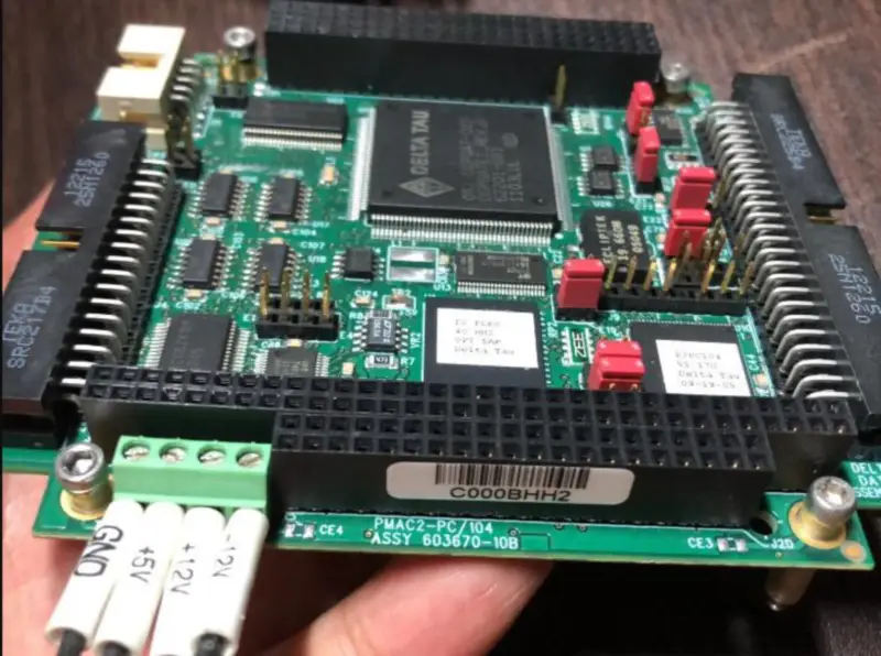 Delta Tau PMAC2-PC/104 ASSY 603672-10B placă de control al mișcării
