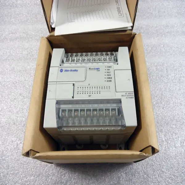 Controler PLC nou original FX2N-32MR-D fabricat în Germania