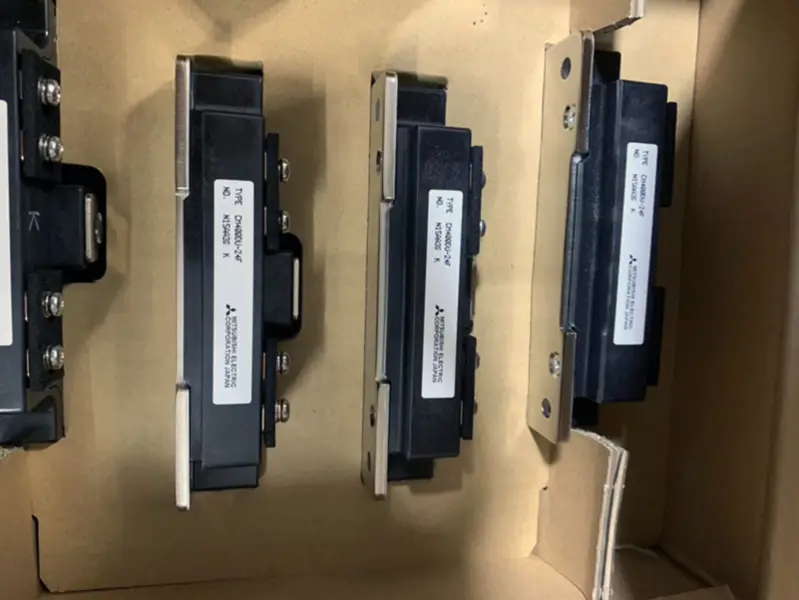 IC electronic drive putere Tranzistoare IGBT Modul CM100DY-24A 1200V 100A