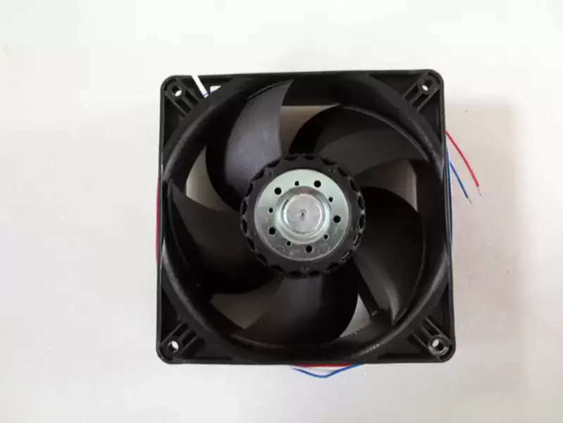 ebmpapst ventilator 4414/39MU-598 120 * 120 * 38mm 24V 4.4W impermeabil DC Ventilator Industrial Automatizare Cabinet Control Cabinet Ventilator