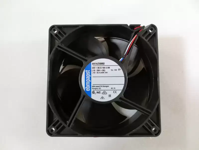ebmpapst ventilator 4414/39MU-598 120 * 120 * 38mm 24V 4.4W impermeabil DC Ventilator Industrial Automatizare Cabinet Control Cabinet Ventilator