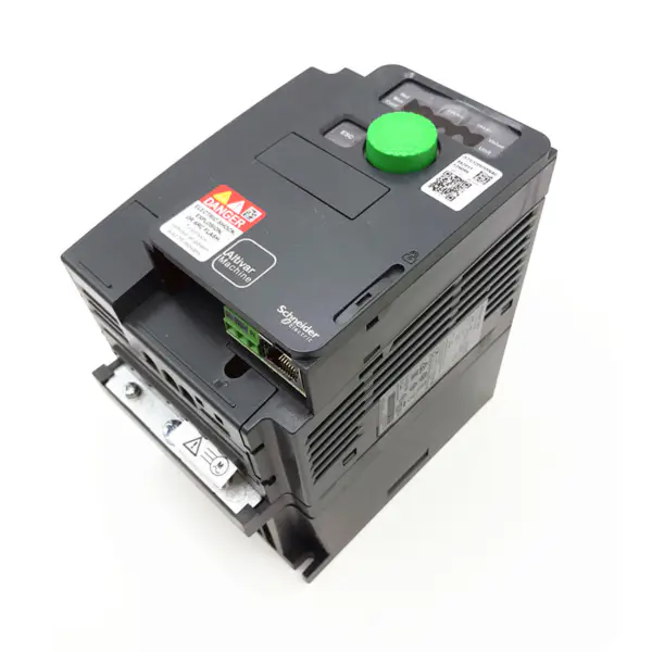ATV320 Seria AC Drives Invertor ATV320U15N4C 1.5KW pentru Schneider Tip C2 Filtru EMC Automatizare industrială Triplu IP20
