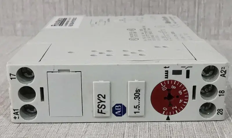 AB 700-FSY2DU23 RELEU DE TIMP