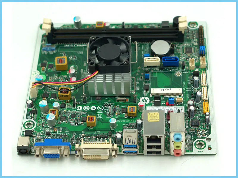 HP A6 E5200 4 nuclee 721891-001 Placă de bază