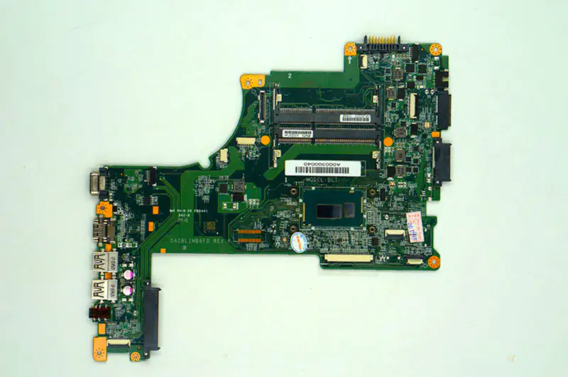 Placă de bază Toshiba L55-B5237 DA0BLIMB6F0