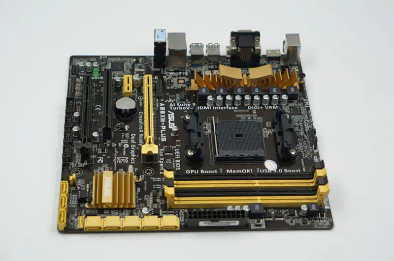 Placa de bază Asus A88XM-PLUS DDR3 32G M-ATX