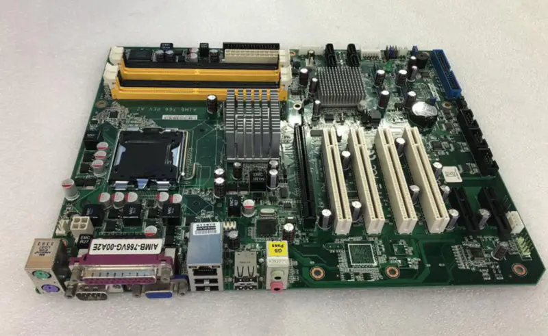 Placa de bază Advantech AIMB-766 REV.A2 AIMB-766VG-00A2E 08GSAQ35001107