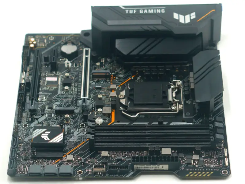 Placa de baza ASUS TUF GAMING B560M PLUS WIFI Intel B560 5000+(OC) 128G USB 3.2 SATA M.2 Suport 10 / 11 gen LGA 1200 CPU