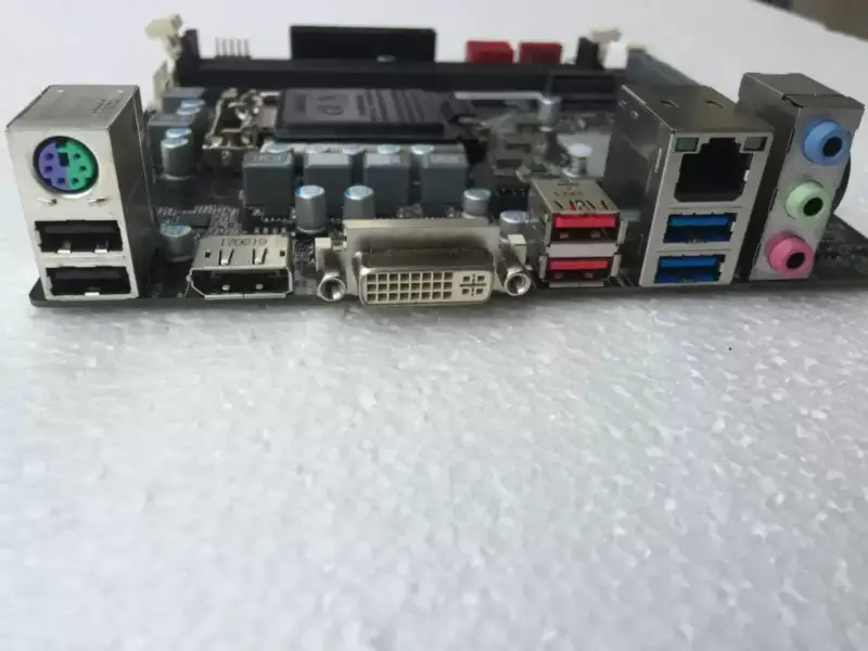 Placă de bază ECS B360H4-MI B360 Chipset Mini-ITX