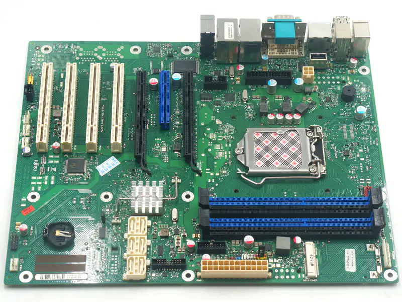 Fujitsu Siemens D3236-S13 GS3 W26361-W3352-X-04 Placă de bază