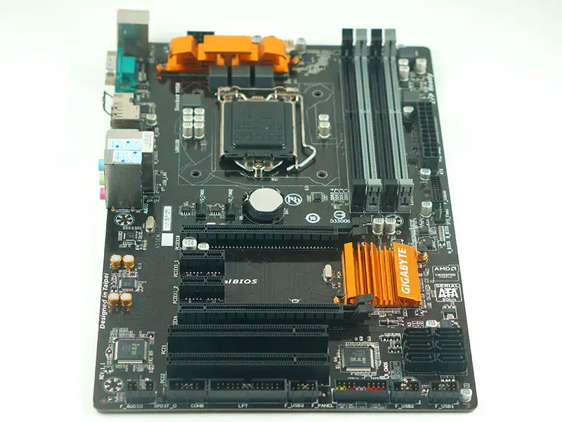 Placă de bază Gigabyte GA-Z97P-D3