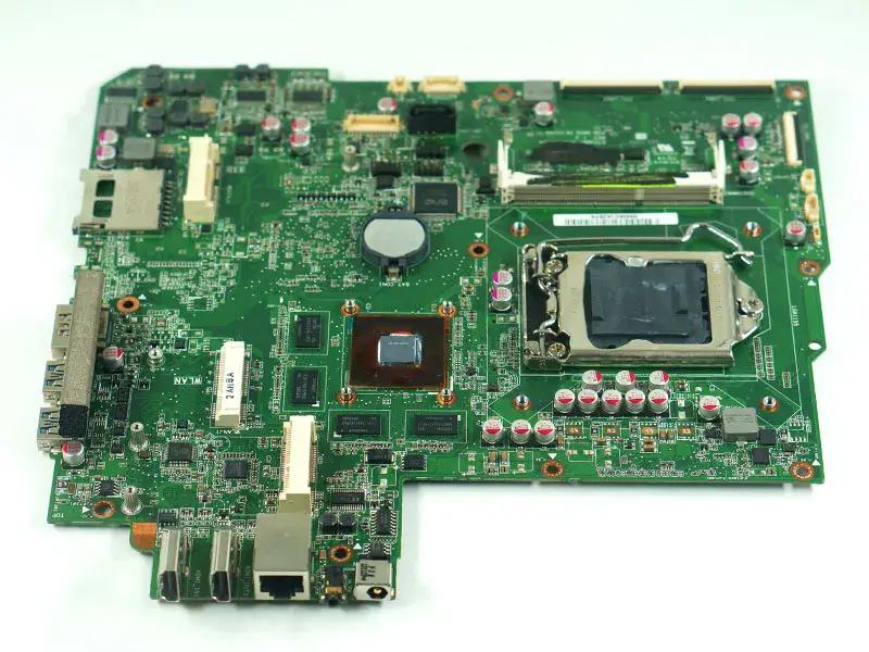 Placa de bază Asus ET2300I