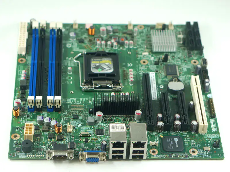 Placa de bază Intel S1200BTS