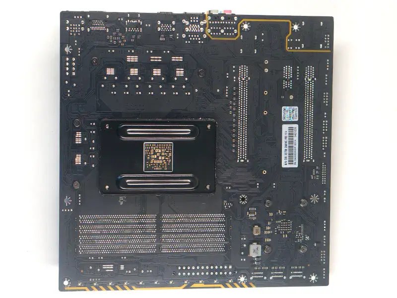 Placă de bază colorată CVN X570M GAMING PRO V14